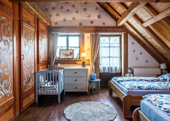 Ranczo Pod Strzecha Dağ evi *