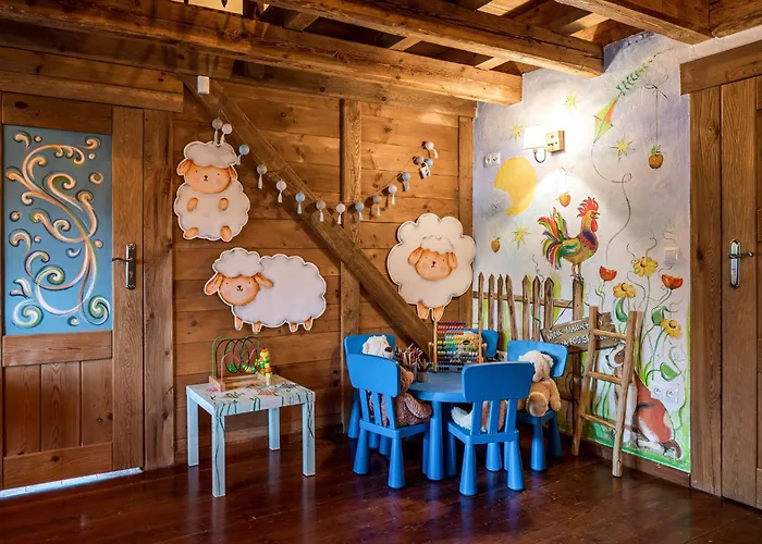 Ranczo Pod Strzecha Dağ evi *